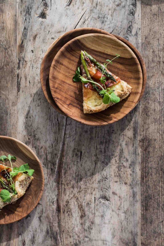 Asparges og serrano galette