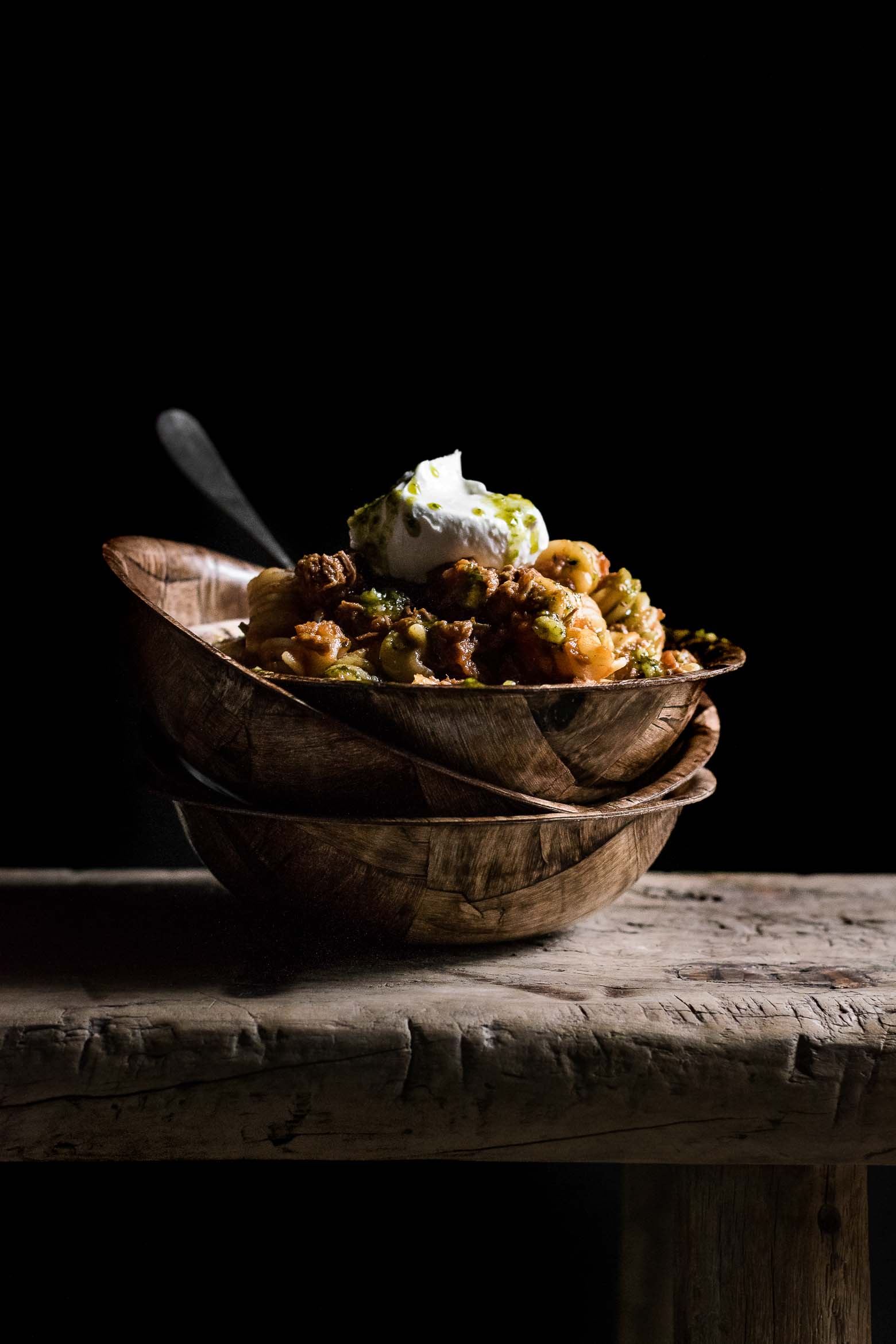 Spaghetti bolognese med gedeost og persillepesto · 9