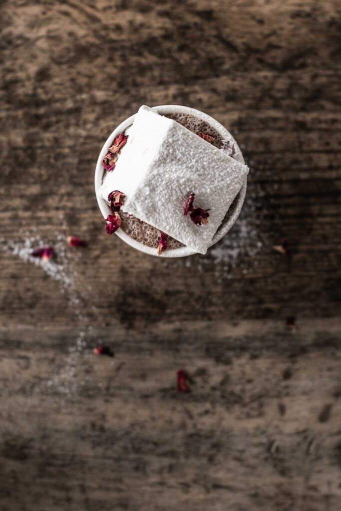 Skumfiduser med kardemomme og rose