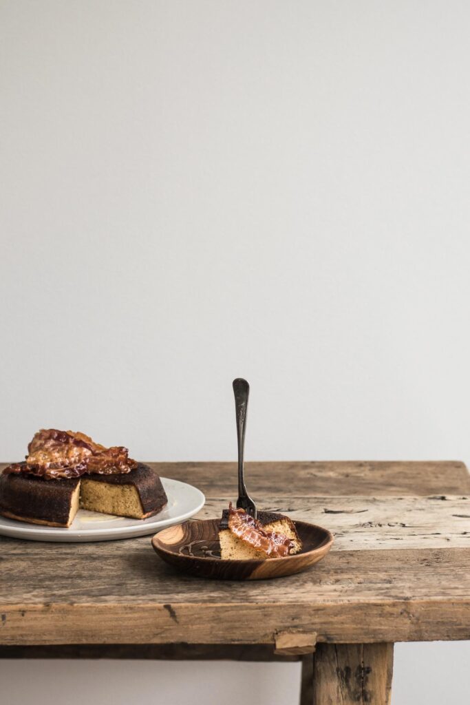 Sprød pandekage med bacon og honning