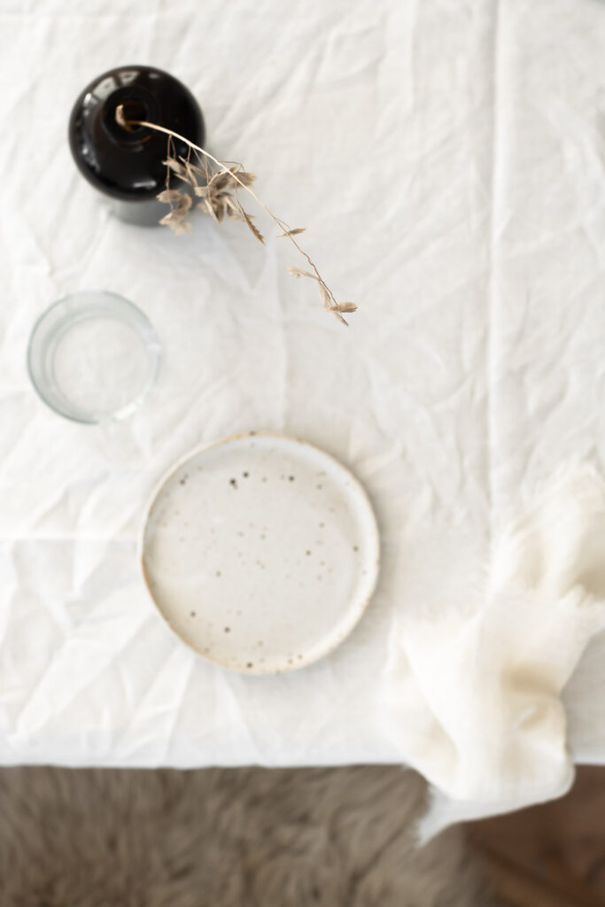 Kyllingeburger med karamelliserede løg og citrusmayo